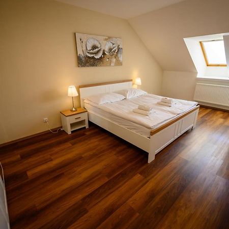 Apartman U Krale - 2 Jicin Ngoại thất bức ảnh