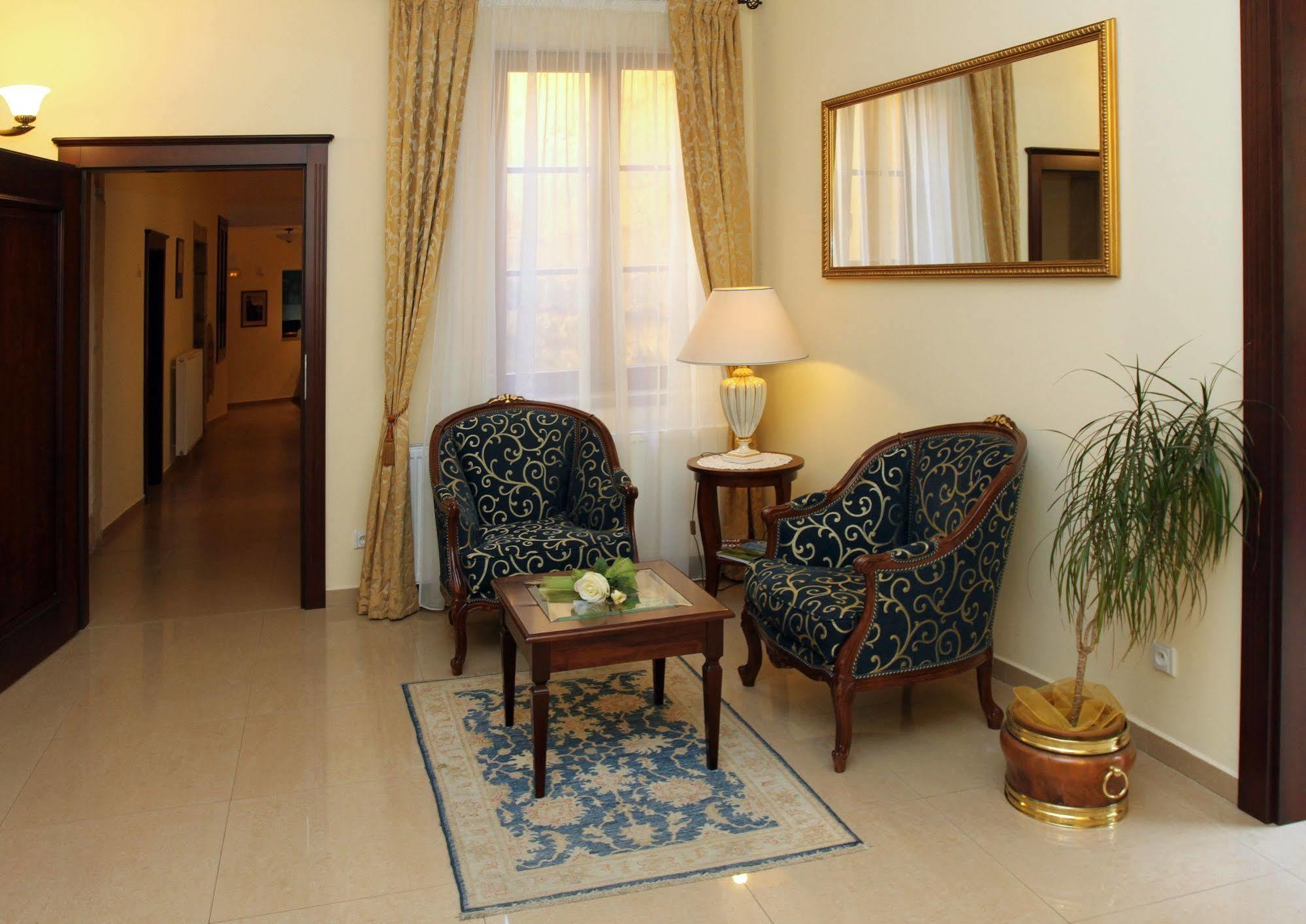 Apartman U Krale - 2 Jicin Ngoại thất bức ảnh